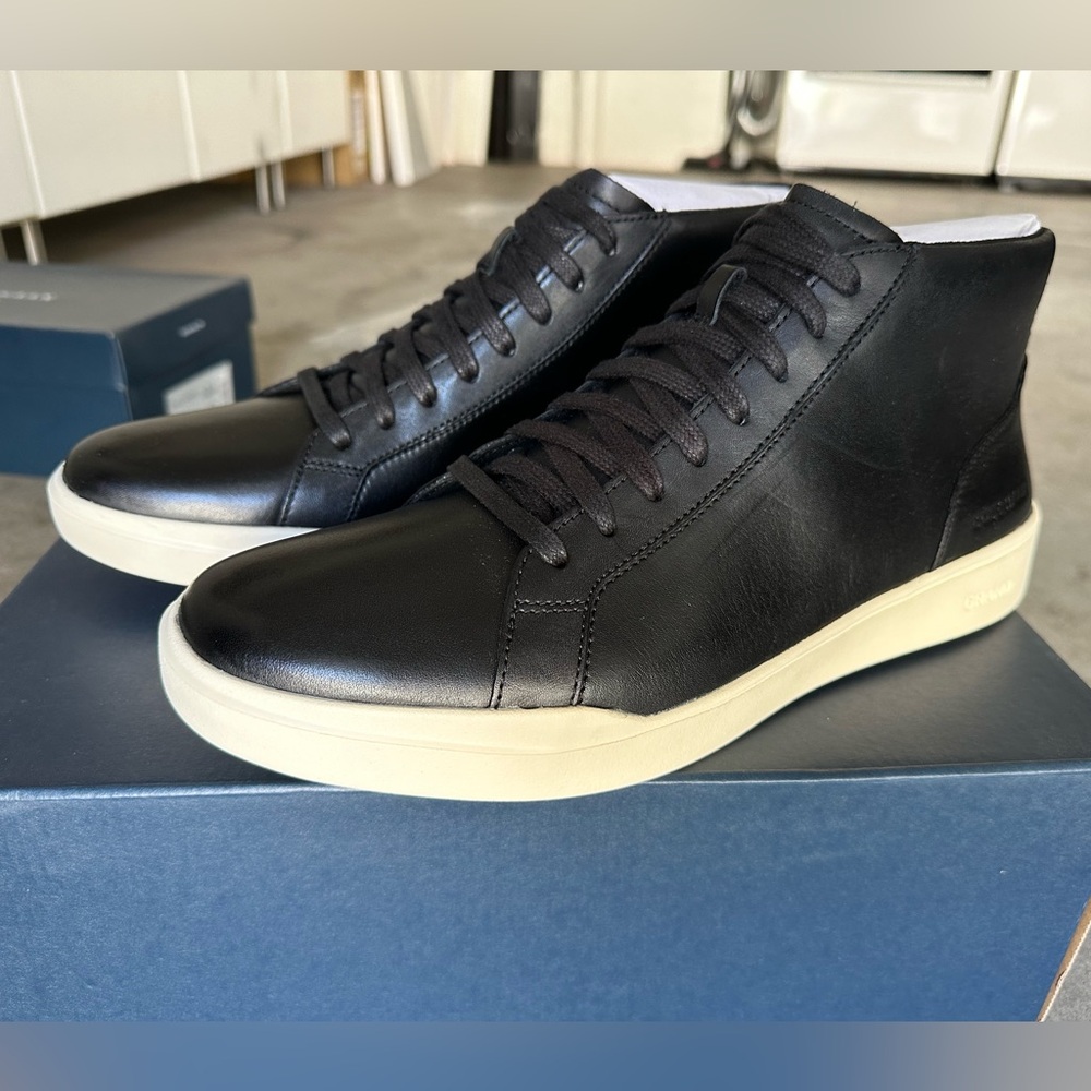 COLE HAAN - GC MODERN MIDCUT - BRAND NEW - SIZE 10.5 MENS - COLOR BLACK